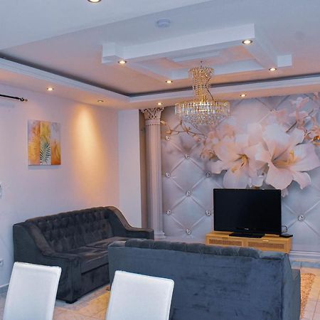 Residence Deluxe Yaounde Exterior photo