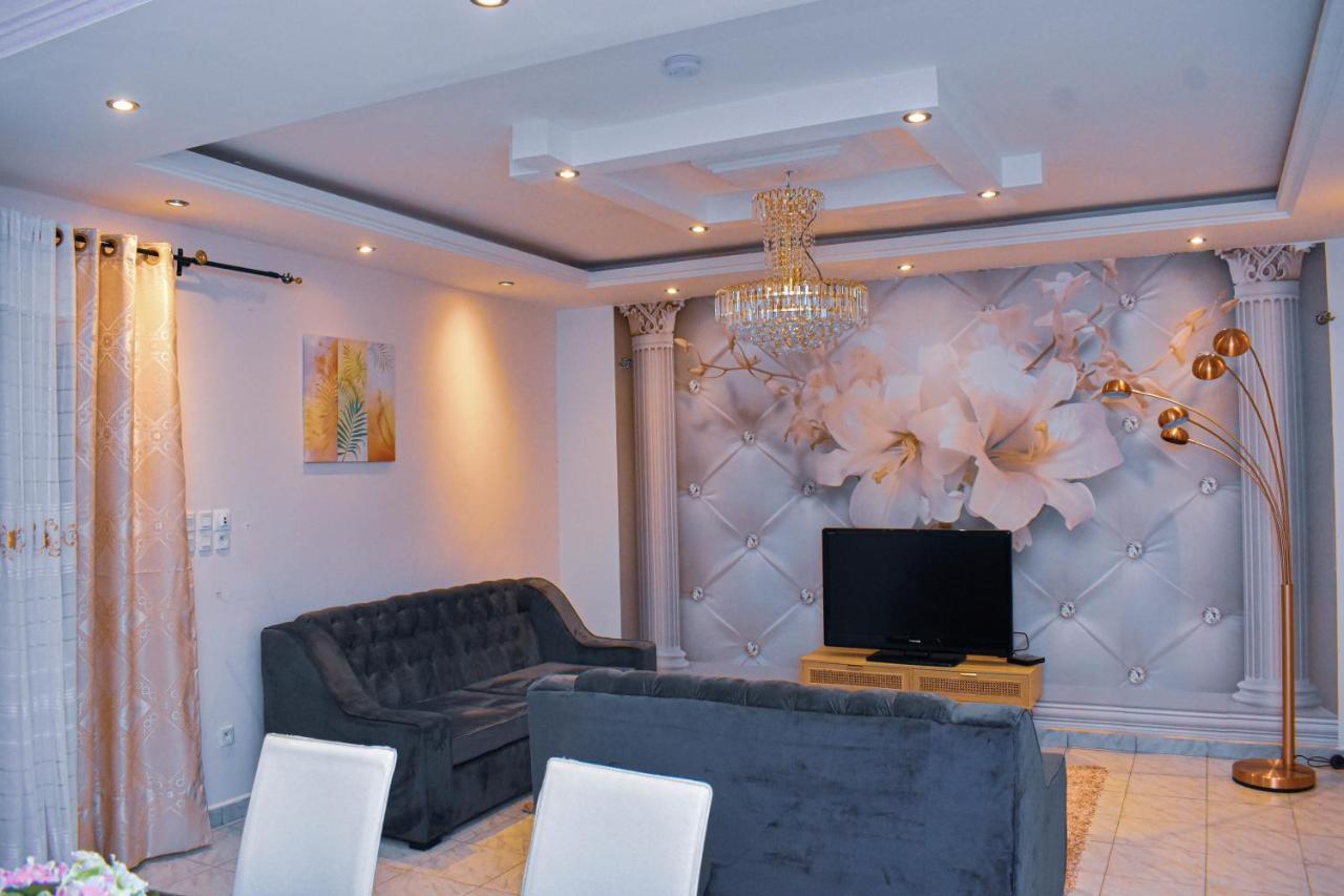 Residence Deluxe Yaounde Exterior photo