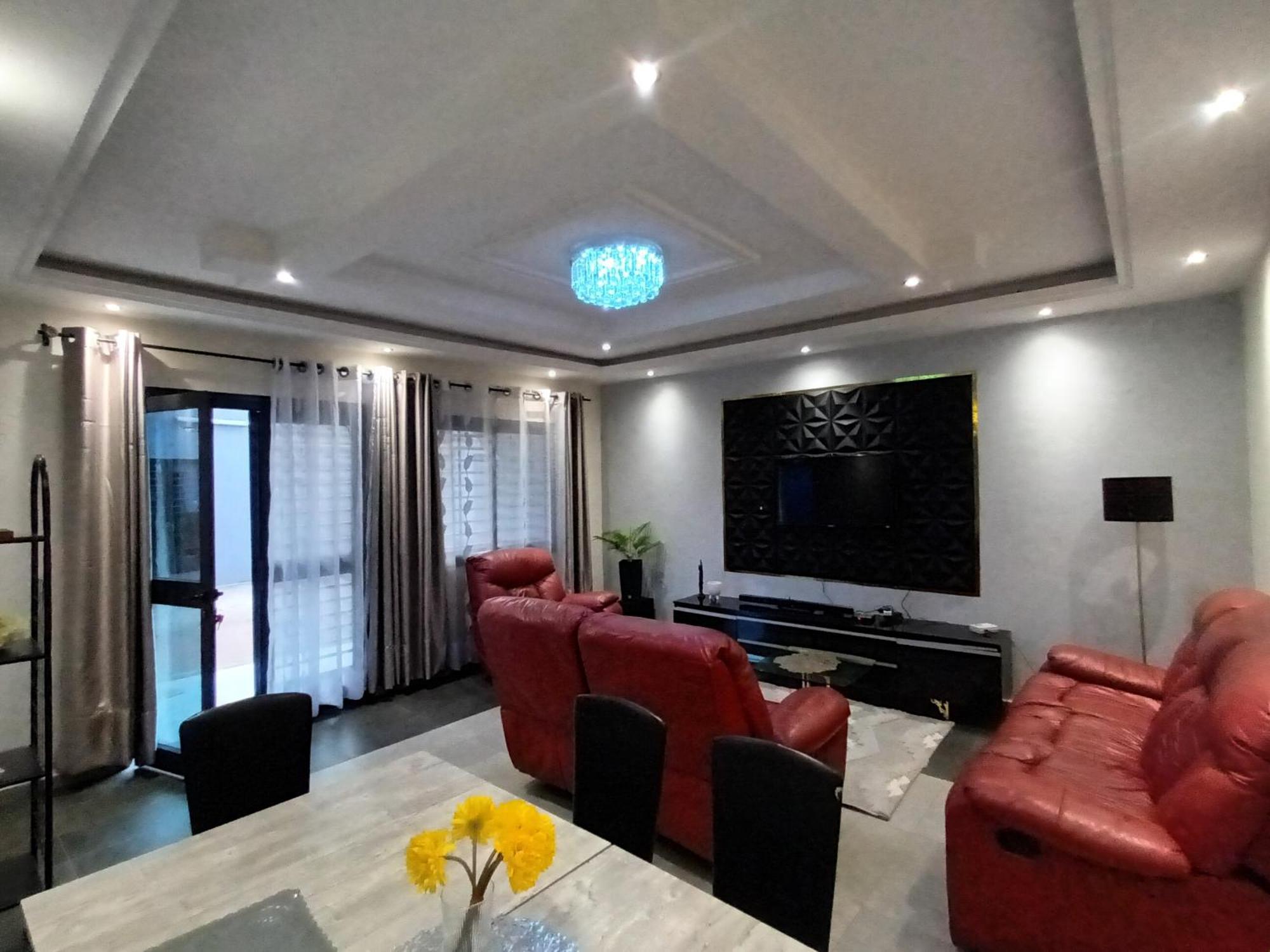 Residence Deluxe Yaounde Exterior photo